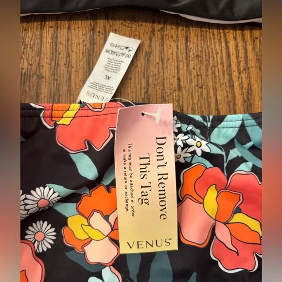 NWT VENUS women’s Tahiti midi bottom and matching top XL - Picture 4 of 12